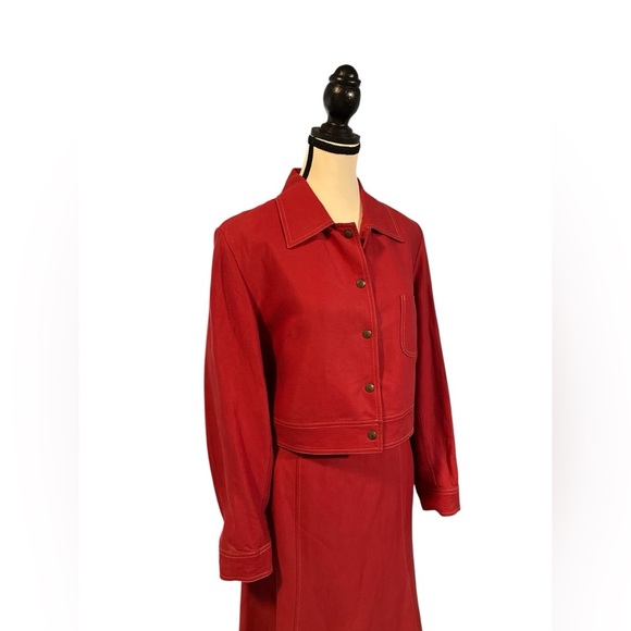 Beautiful Vintage Ron Leal Red Skirt Suit made in Canada Linen and Cotton Blend - Picture 2 of 10